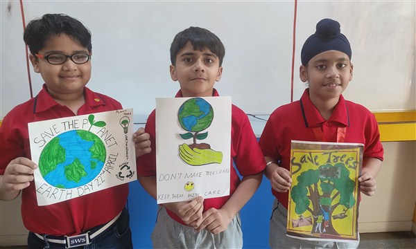 Earth Day Assembly – Smart Wonders School